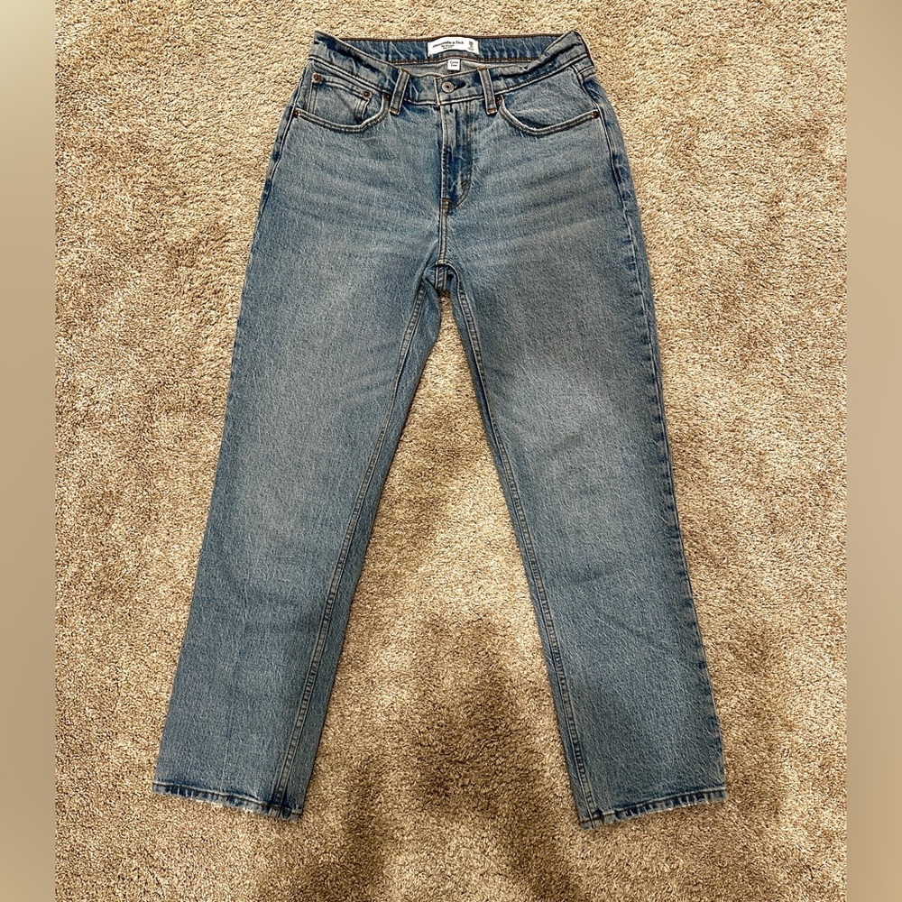 Abercrombie & Fitch Women's Straight Leg Blue Jeans